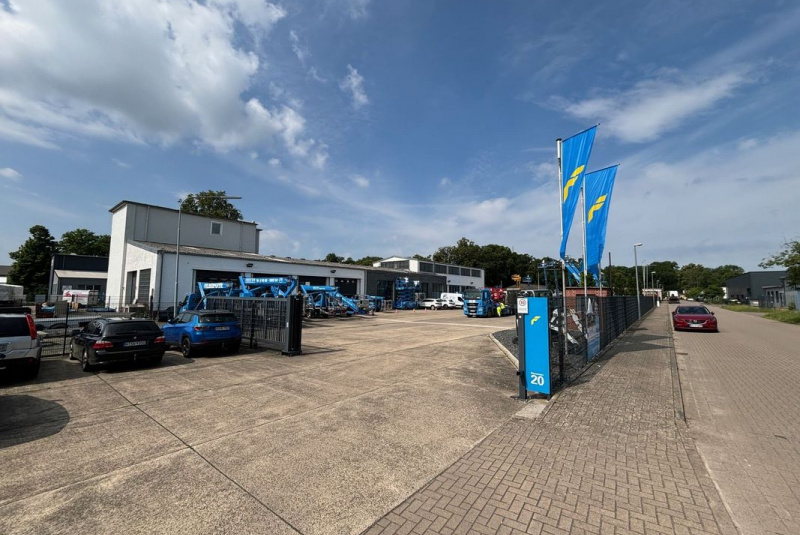 Lokalita na ulici Siemensstraße 20 v Giesene/Ahrbergene.  Lokalita na ulici Siemensstraße 20 v Giesene/Ahrbergene.