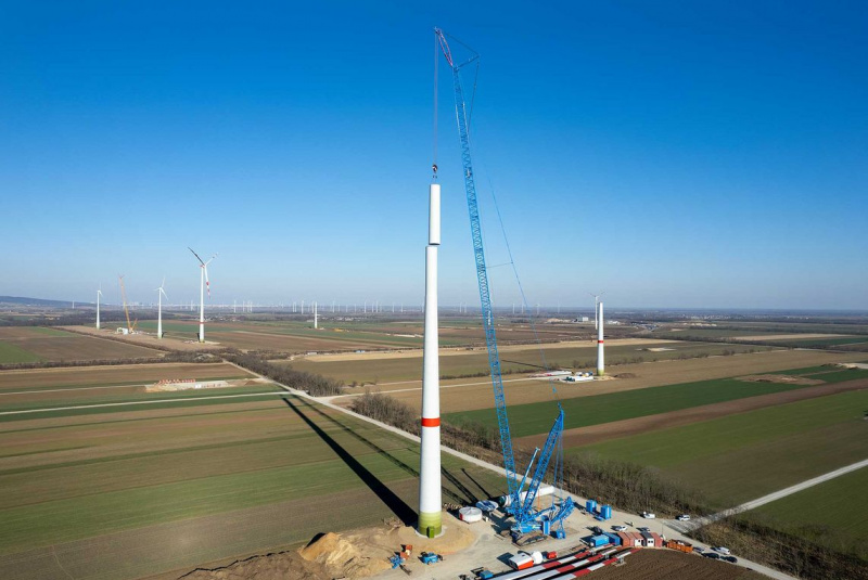 Aktuality, Novinky - Felbermayr Slovensko / 1. MIESTO PRE PRENÁJOM ŽERIAVOV SPOLOČNOSTI FELBERMAYR - foto Aktuality, Novinky - Felbermayr Slovensko / 1. MIESTO PRE PRENÁJOM ŽERIAVOV SPOLOČNOSTI FELBERMAYR - foto