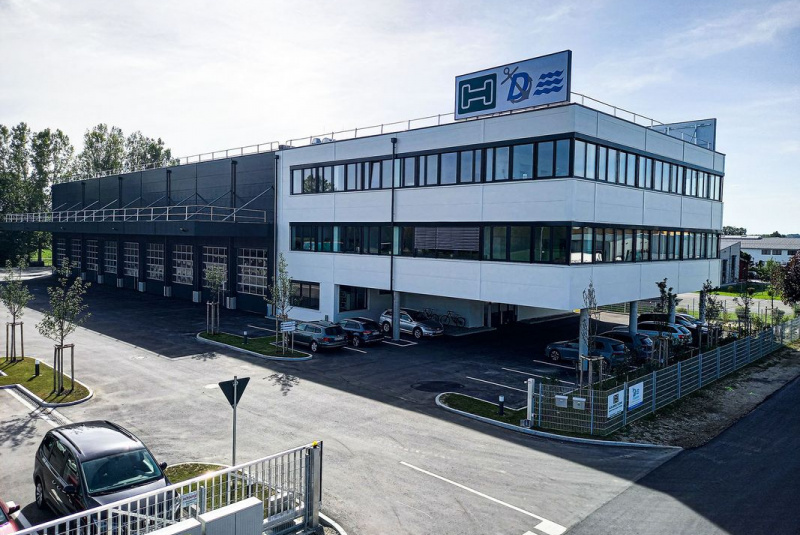 Aktuality, Novinky - Felbermayr Slovensko / SPOLOČNOSTI HAGN UMWELTTECHNIK A DOMARIN OSLAVUJÚ OTVORENIE NOVEJ CENTRÁLY - foto Aktuality, Novinky - Felbermayr Slovensko / SPOLOČNOSTI HAGN UMWELTTECHNIK A DOMARIN OSLAVUJÚ OTVORENIE NOVEJ CENTRÁLY - foto