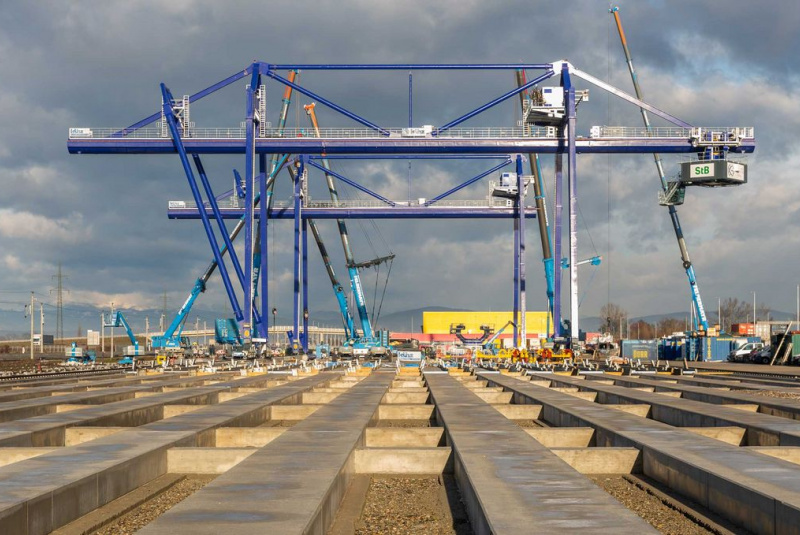 Aktuality, Novinky - Felbermayr Slovensko / LOGISTIKA ŤAŽKÉHO NÁKLADU PRE EURÓPSKU NÁKLADNÚ DOPRAVU - foto Aktuality, Novinky - Felbermayr Slovensko / LOGISTIKA ŤAŽKÉHO NÁKLADU PRE EURÓPSKU NÁKLADNÚ DOPRAVU - foto