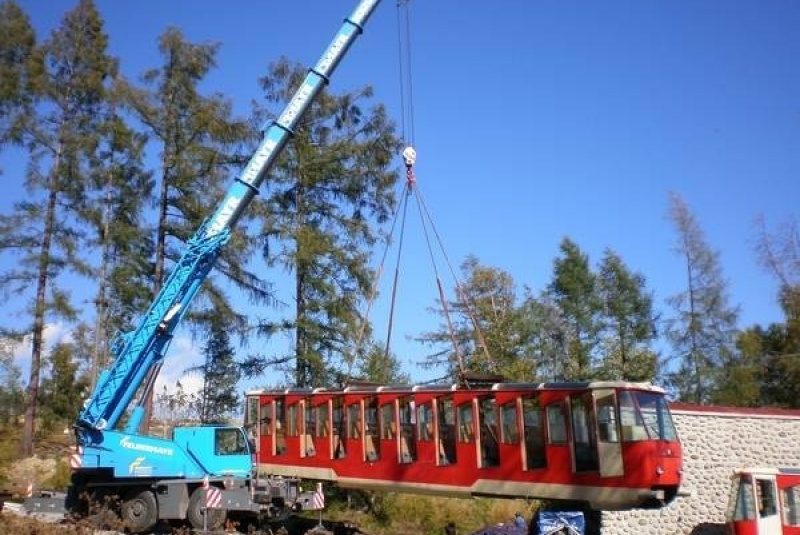 REFERENCIE / Vyloženie 37 ročnej lanovky - foto REFERENCIE / Vyloženie 37 ročnej lanovky - foto