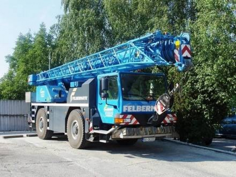 Mobilný žeriav LTM 1030 Mobilný žeriav LTM 1030